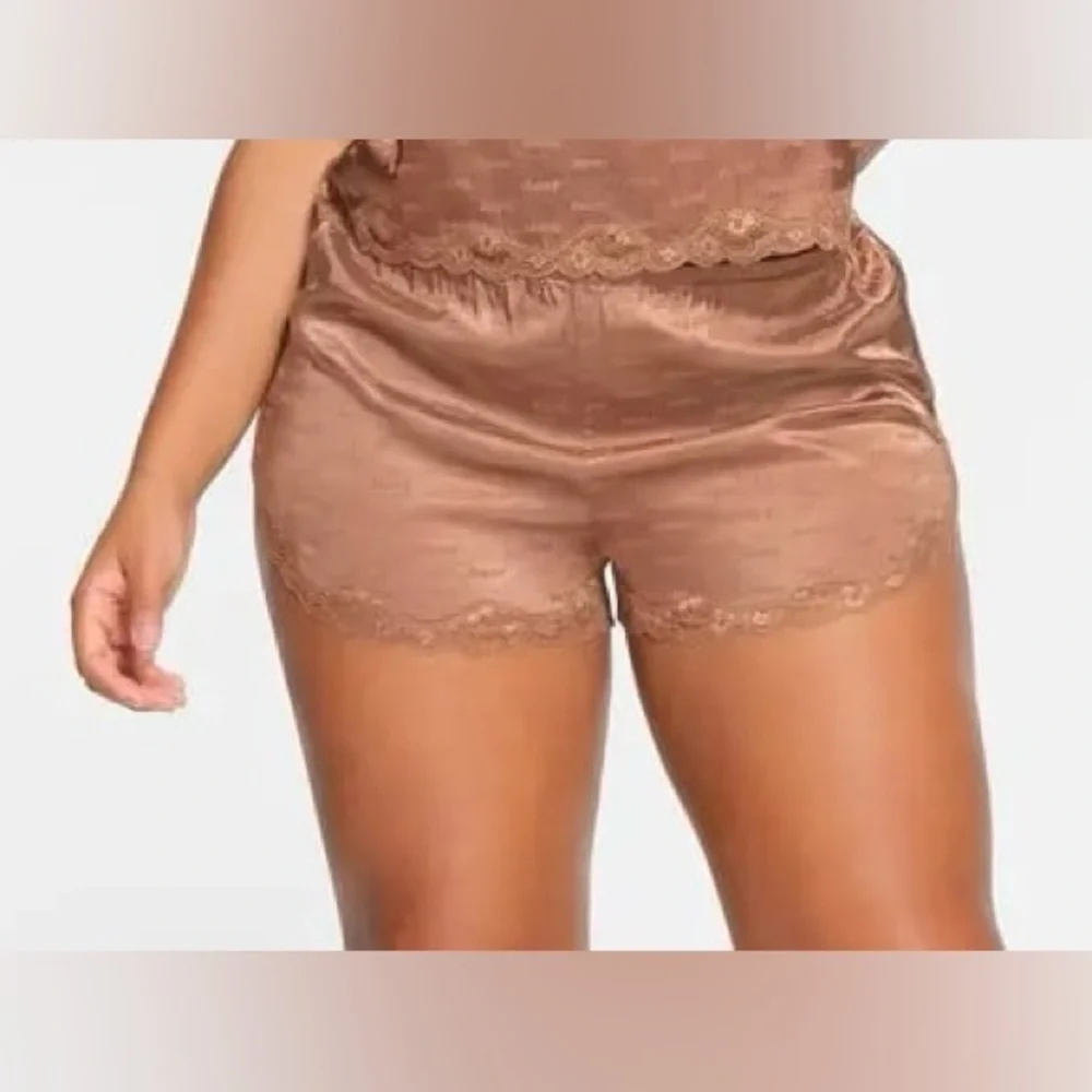 SKIMS Jacquard Lace Short in Jasper NWT - Picture 2 of 6